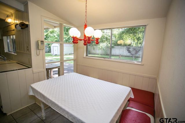 3217 Fernwood, Tyler, TX 75701