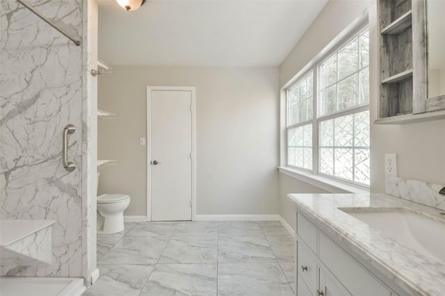150 Maurine Lane, Cleveland, TX 77328