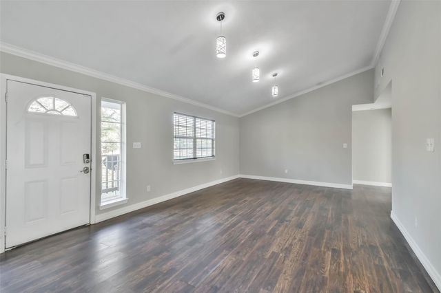 150 Maurine Lane, Cleveland, TX 77328