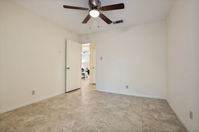 1109 Calico Lane 1822, Arlington, TX 76011