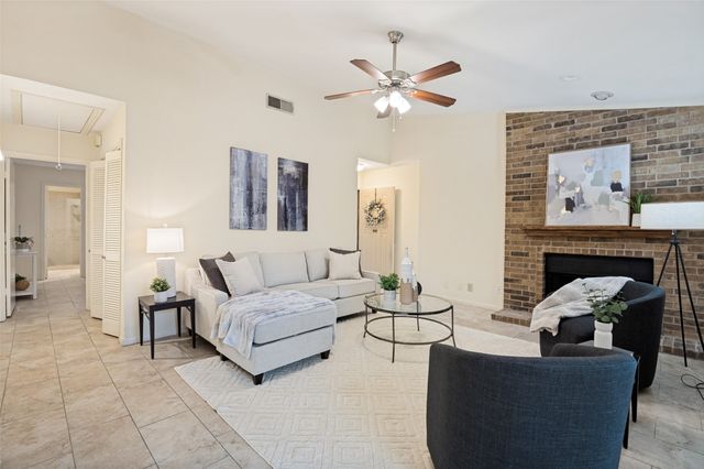 1109 Calico Lane 1822, Arlington, TX 76011