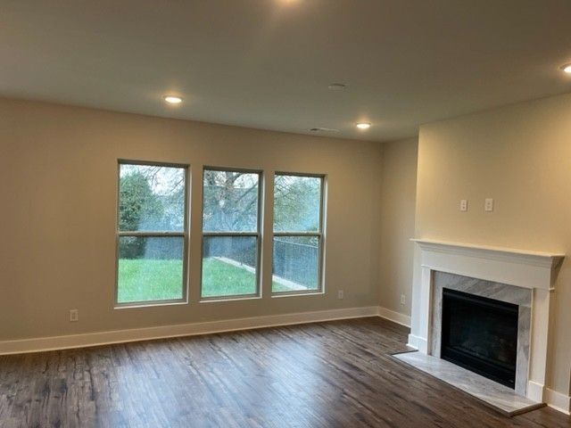 4016 Danes Dr, Spring Hill, TN 37174