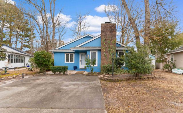 9 Pioneer Ln., Myrtle Beach, SC 29577