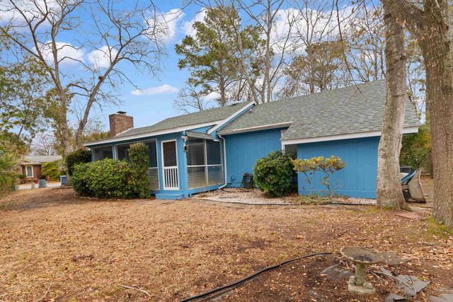 9 Pioneer Ln., Myrtle Beach, SC 29577