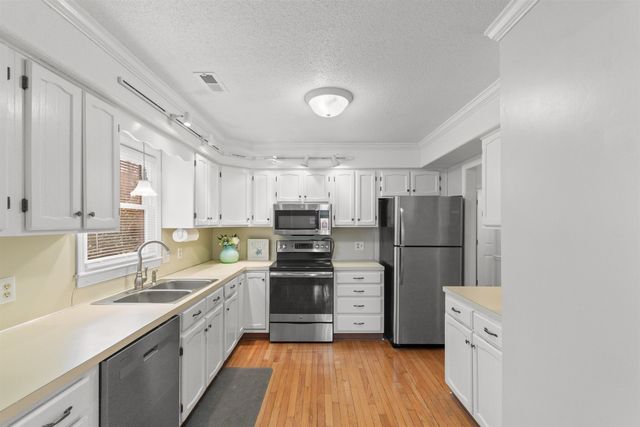 9 Pioneer Ln., Myrtle Beach, SC 29577