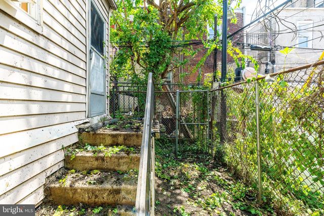 5214 SPRUCE ST, Philadelphia, PA 19139