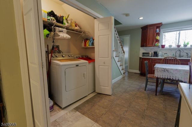 348 Cherry St, Elizabeth City, NJ 07208