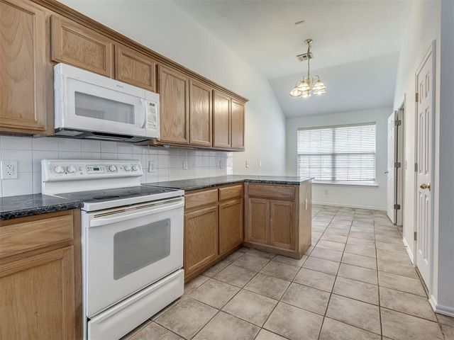 1600 Hazelwood Drive, Norman, OK 73071