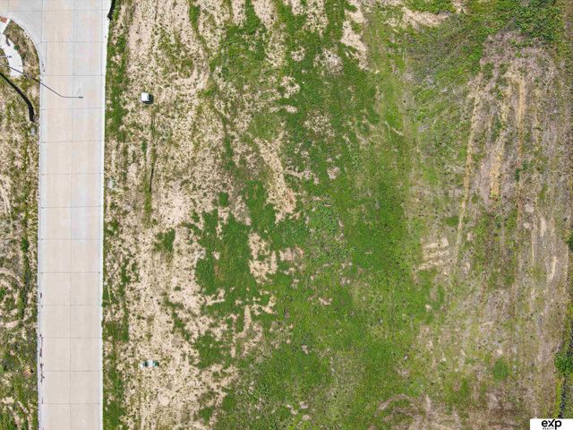 5404 N 199 Street, Elkhorn, NE 68022