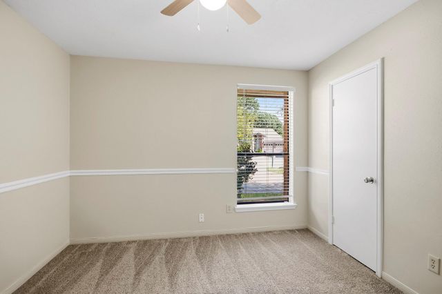 8807 Lakeside Forest Drive, Houston, TX 77088