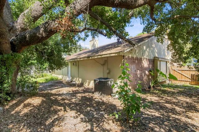 8807 Lakeside Forest Drive, Houston, TX 77088