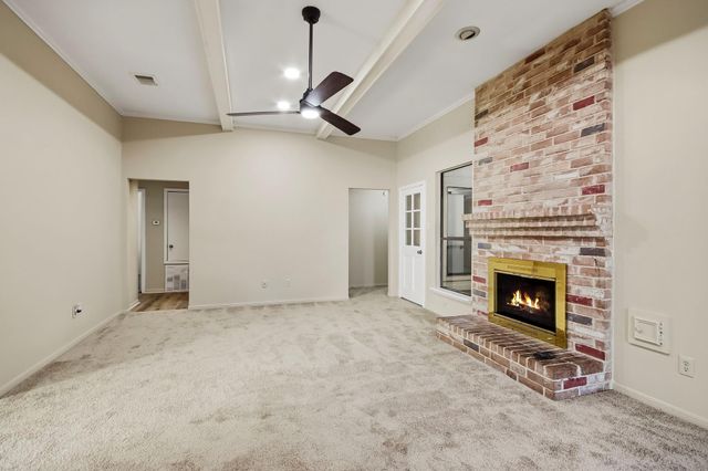 8807 Lakeside Forest Drive, Houston, TX 77088