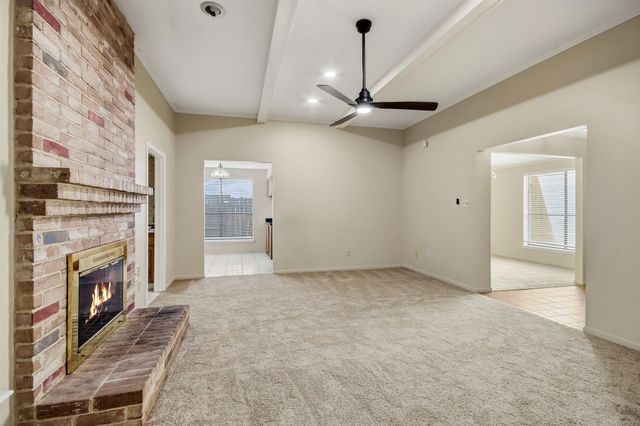 8807 Lakeside Forest Drive, Houston, TX 77088
