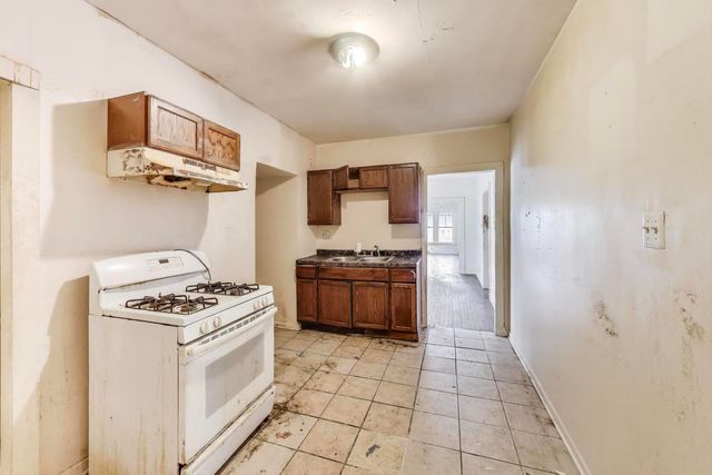 418 W 117th Street, Chicago, IL 60628