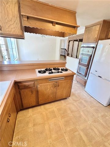 1110 Sturbridge, La Habra, CA 90631