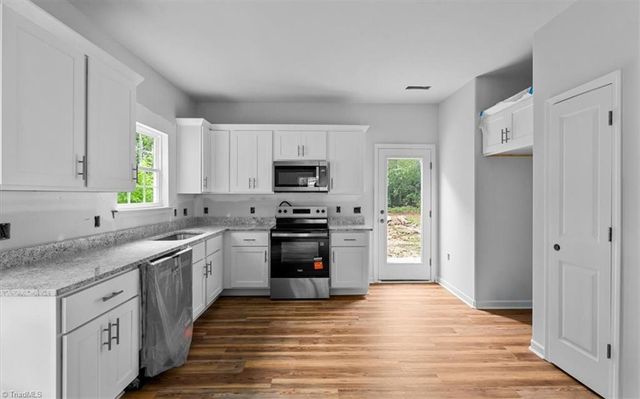 1215 R C Baldwin Avenue, High Point, NC 27260