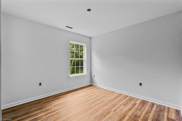 1215 R C Baldwin Avenue, High Point, NC 27260