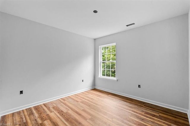 1215 R C Baldwin Avenue, High Point, NC 27260