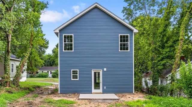 1215 R C Baldwin Avenue, High Point, NC 27260