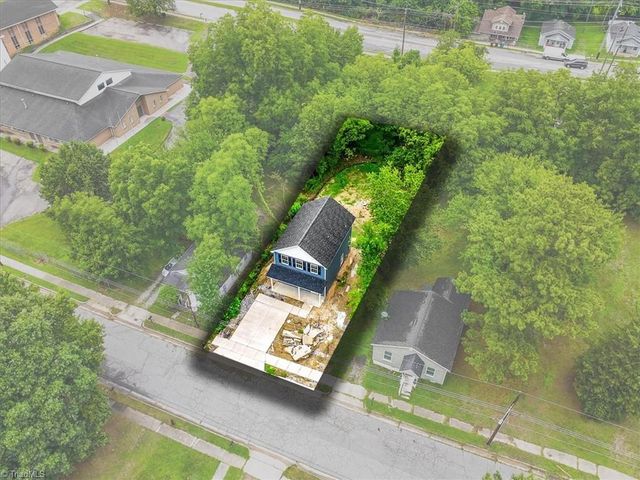1215 R C Baldwin Avenue, High Point, NC 27260