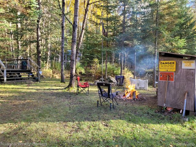 8109 M 55, Whittemore, MI 48770