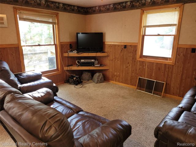 8109 M 55, Whittemore, MI 48770