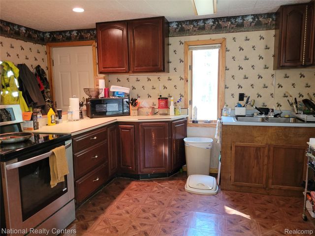 8109 M 55, Whittemore, MI 48770