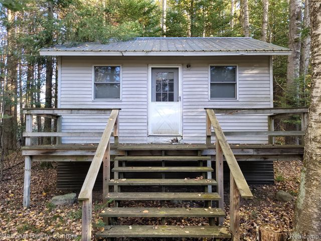 8109 M 55, Whittemore, MI 48770