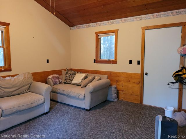 8109 M 55, Whittemore, MI 48770