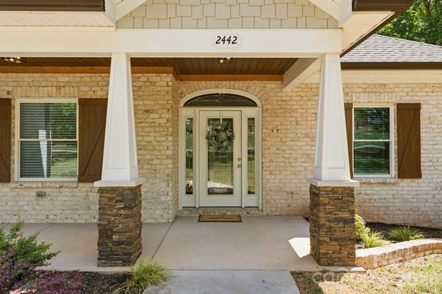 2442 Falcon Lane, Statesville, NC 28625