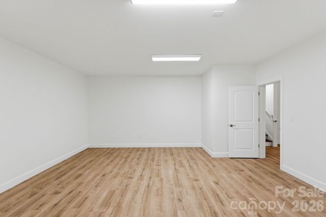 2442 Falcon Lane, Statesville, NC 28625