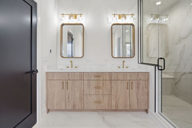 1100 Lois Avenue, Park Ridge, IL 60068