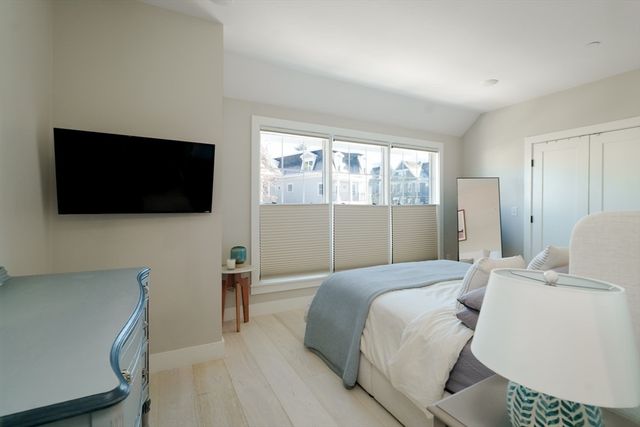 1252 Broadway 4, Somerville, MA 02144