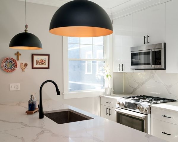 1252 Broadway 4, Somerville, MA 02144