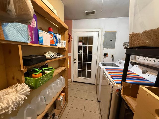 1353 N Olive Street, South Bend, IN 46628