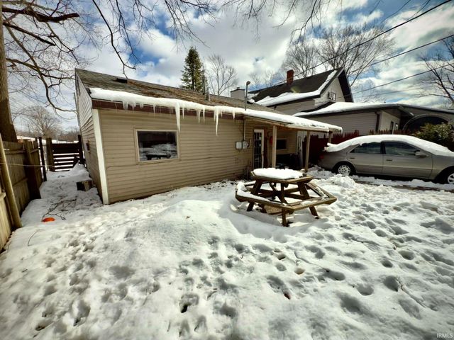 1353 N Olive Street, South Bend, IN 46628