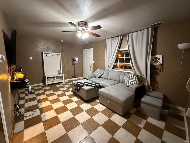 1353 N Olive Street, South Bend, IN 46628