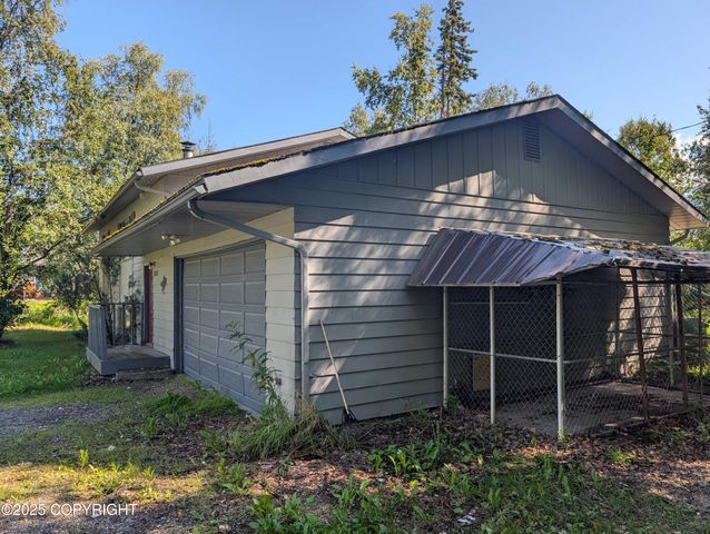 3260 E Anaheim Drive, Wasilla, AK 99654
