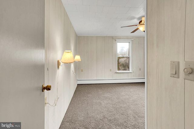 1755 POTTSVILLE ST, Lykens, PA 17048