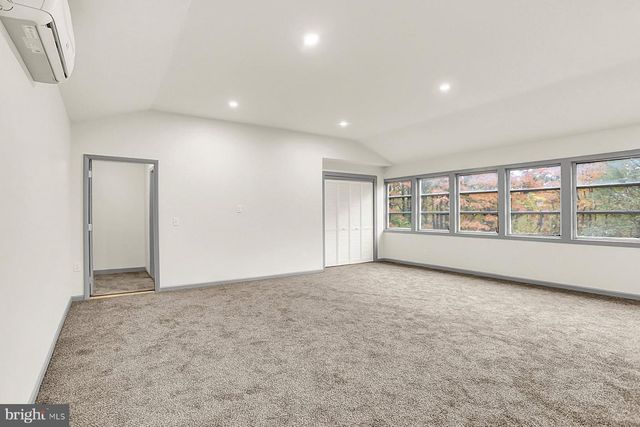 1755 POTTSVILLE ST, Lykens, PA 17048