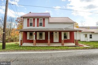 1755 POTTSVILLE ST, Lykens, PA 17048