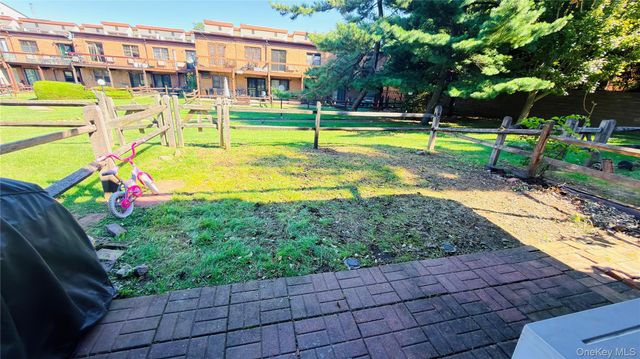 12135 5th Avenue, College Point, NY 11356