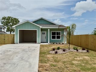 1508 Marine Dr, Corpus Christi, TX 78418