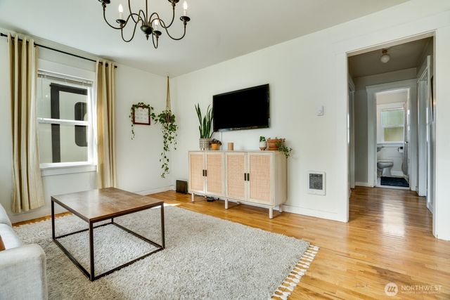 4513 S 7th Street, Tacoma, WA 98405
