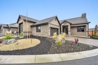 3270 Red Leaf Court, Carson City, NV 89703