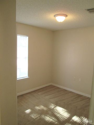4064 Glenway Dr, Pensacola, FL 32526
