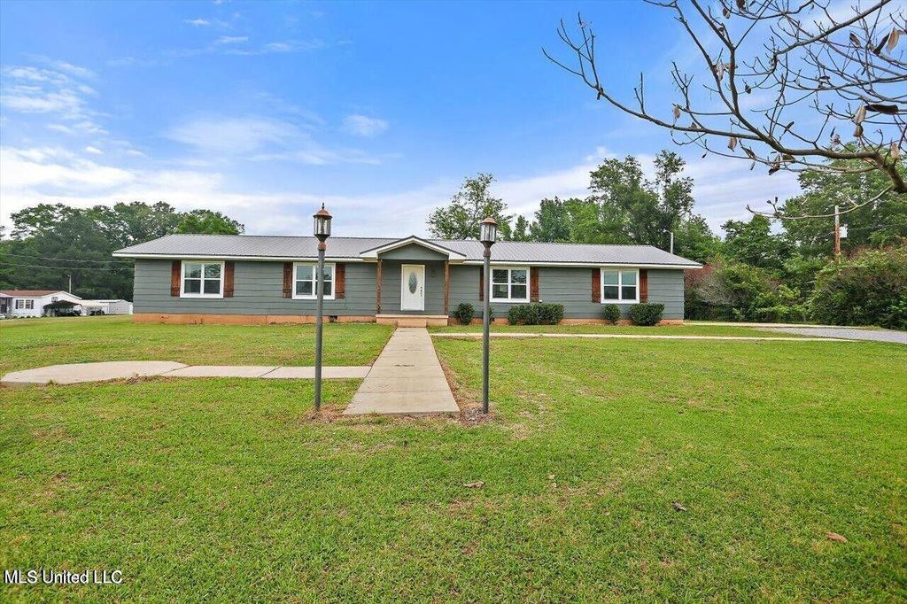 1154 Walker Road, Terry, MS 39170