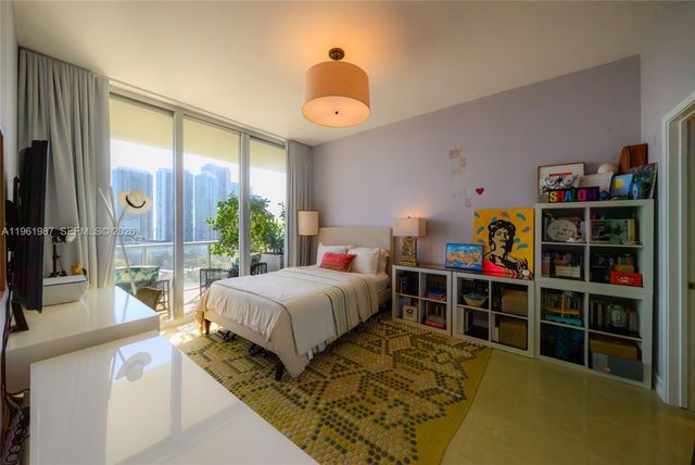 3470 E Coast Ave H1714, Miami, FL 33137