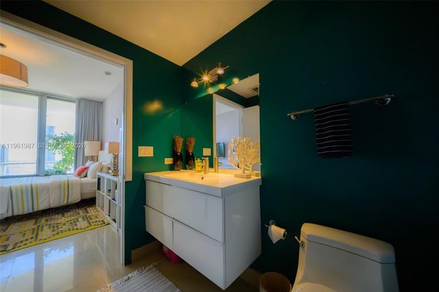 3470 E Coast Ave H1714, Miami, FL 33137