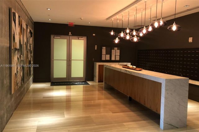 3470 E Coast Ave H1714, Miami, FL 33137